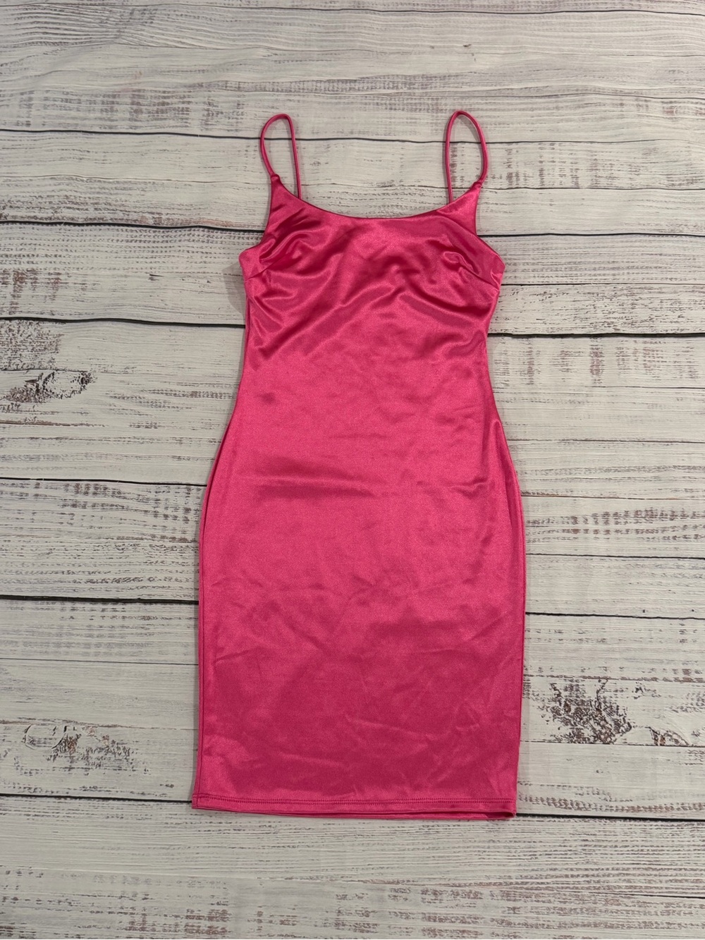NWT Love J Hot Pink Satin Slip Dress Womens Size M.  Adjustable Spaghetti Straps